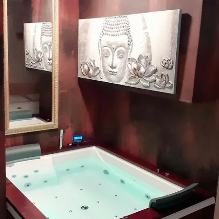 Gold House 게스트하우스 라스페치아