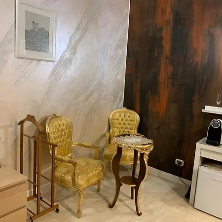 Gold House La Spezia