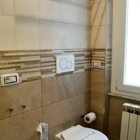 Gold House 3* La Spezia