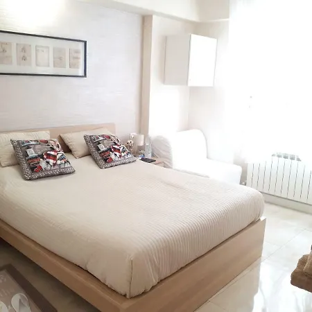 Affittacamere Gold House 3*