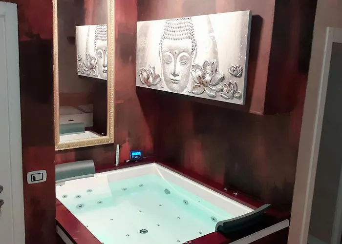 Gold House Гостевой дом Специя